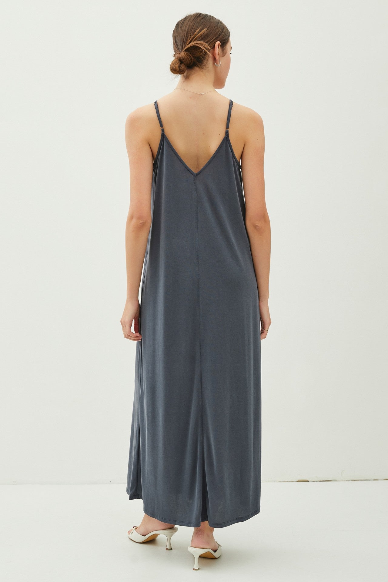 SURFWORLD - MODAL V-NECK ADJUSTABLE STRAP MAXI DRESS - Charcoal Dress